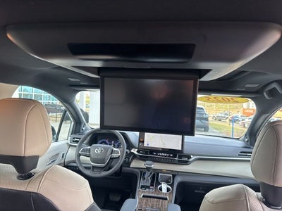 2025 Toyota Sienna Platinum 7 Passenger