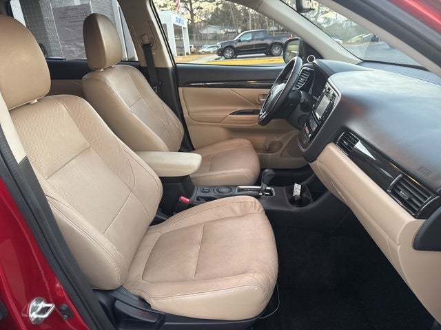 2016 Mitsubishi Outlander BASE