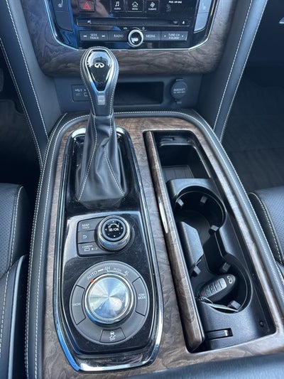 2021 INFINITI QX80 Premium Select