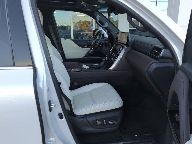 2024 Lexus LX 600 Luxury