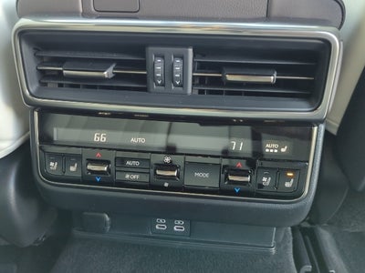 2024 Lexus LX 600 Luxury